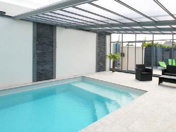Modern 2 pers. vakantiehuis in Normandie met zwembad, hond toegestaan