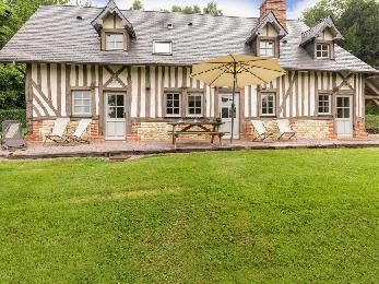 Karakteristiek, smaakvol 6 pers. vakantiehuis in Normandie, 6 km. van zee